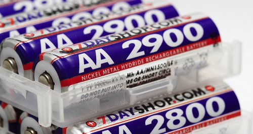 AA batteries{{}}