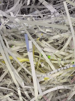 Shredded paper{{}}