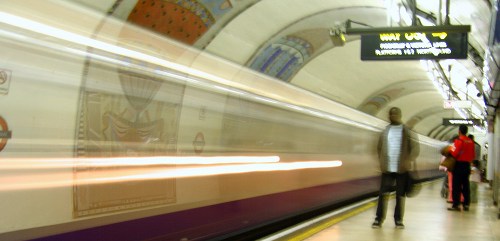 Tube station - wireless internet pricing{{}}