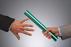 Ten secrets to successful IT outsourcing/Handing over a baton{{}}